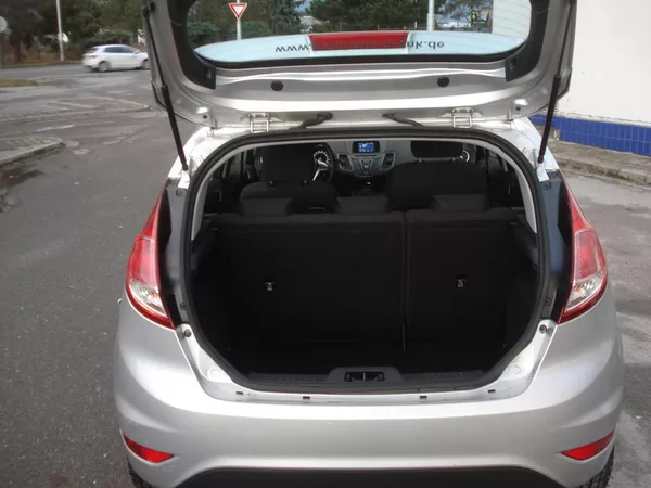 Ford Fiesta 1.5 TDCi Facelift - foto 11