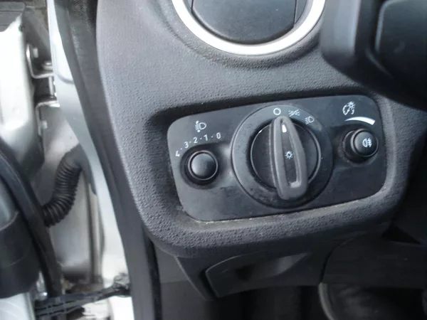 Ford Fiesta 1.5 TDCi Facelift - foto 20