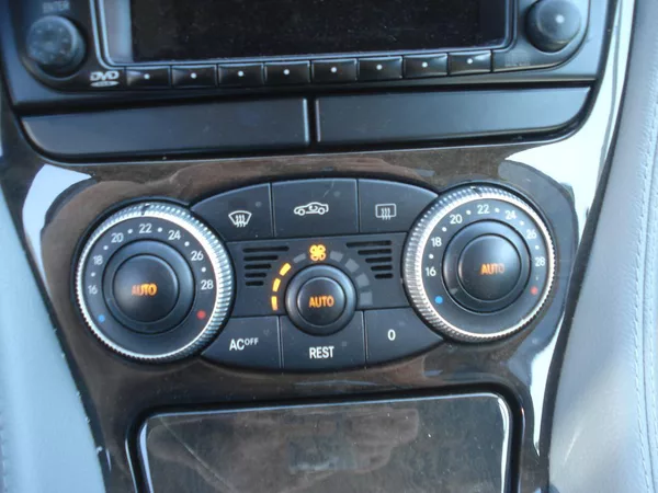 Mercedes-Benz SL 500 V8 - foto 31