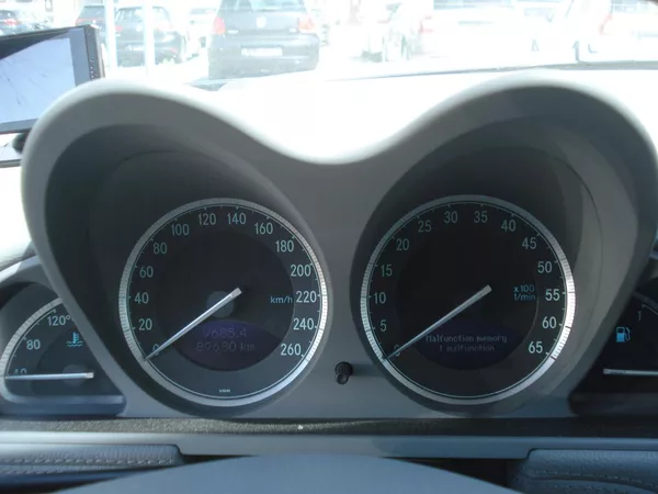 Mercedes-Benz SL 500 V8 - foto 33