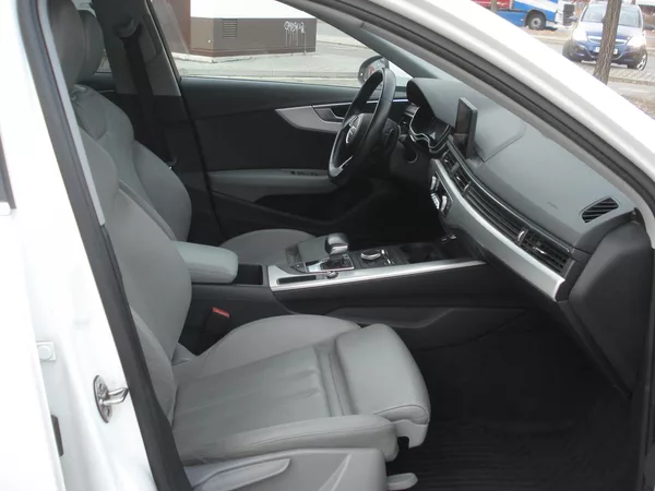 Audi A4 2.0 TDI PANOR. 130 KW S-TRON. - foto 9