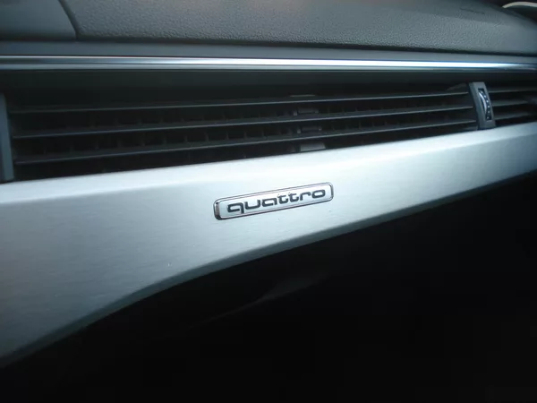 Audi A4 2.0 TFSi QUATTRO S-LINE - foto 15