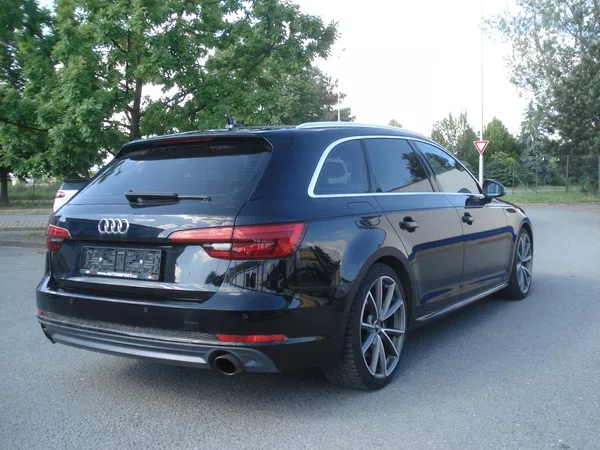 Audi A4 2.0 TFSi QUATTRO S-LINE - foto 33
