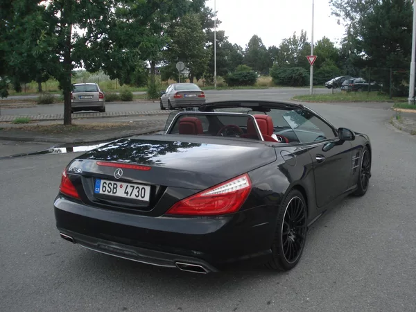 Mercedes-Benz SL 550 EDITION 1 - foto 28