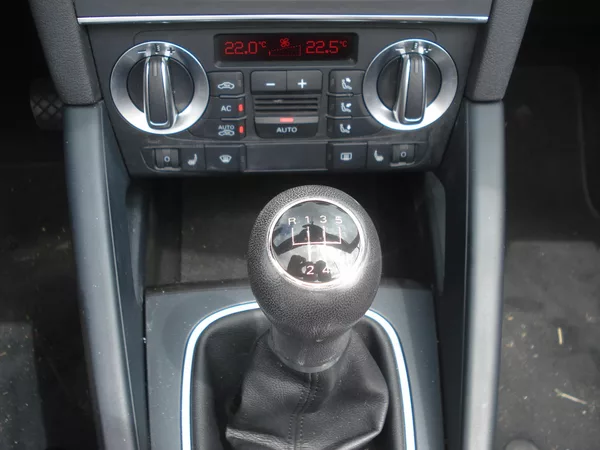 Audi A3 1.6 TDI - foto 11