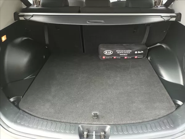 Kia Sportage 2,0 CRDI,135KW,4X4,ČR,1MAJ,XEN - foto 18