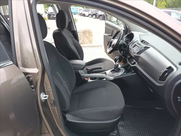 Kia Sportage 2,0 CRDI,135KW,4X4,ČR,1MAJ,XEN - foto 22