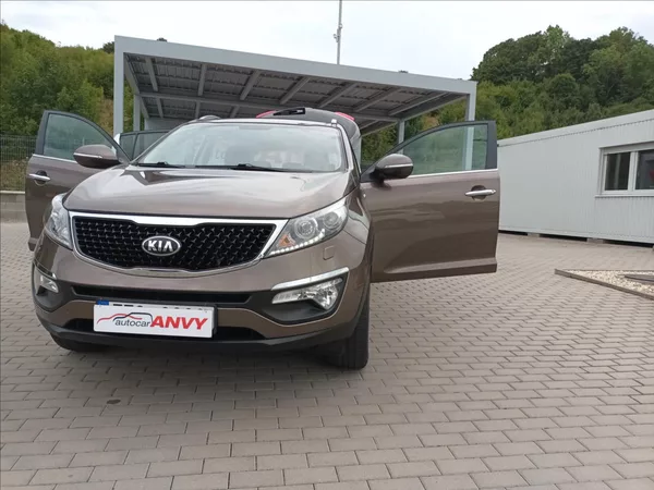 Kia Sportage 2,0 CRDI,135KW,4X4,ČR,1MAJ,XEN - foto 35