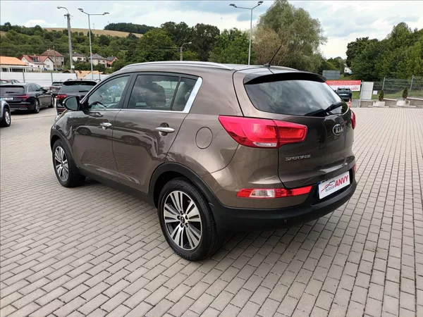 Kia Sportage 2,0 CRDI,135KW,4X4,ČR,1MAJ,XEN - foto 7