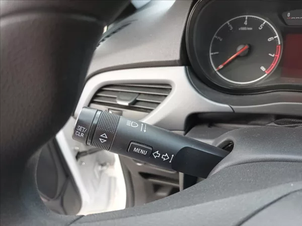 Opel Corsa 1,2 i,51KW,KLIMA,PO SERVISU, - foto 28