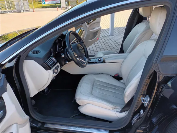 Mercedes-Benz CLS 3,0 350d,4Matic,190kw,ČR,1MAJ, - foto 13