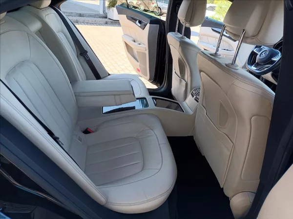 Mercedes-Benz CLS 3,0 350d,4Matic,190kw,ČR,1MAJ, - foto 20