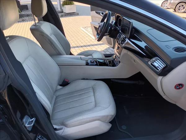 Mercedes-Benz CLS 3,0 350d,4Matic,190kw,ČR,1MAJ, - foto 21