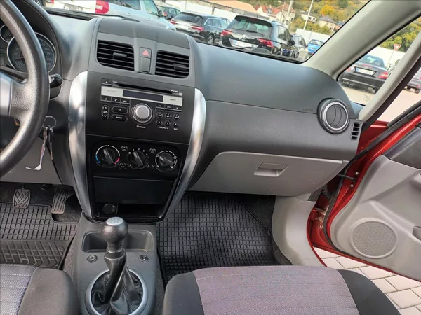 Suzuki SX4 1,6 VVT,88KW,4X4,KLIMA,VÝHŘEV - foto 13
