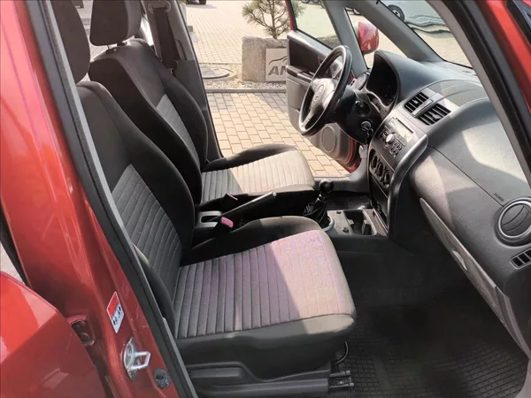 Suzuki SX4 1,6 VVT,88KW,4X4,KLIMA,VÝHŘEV - foto 21