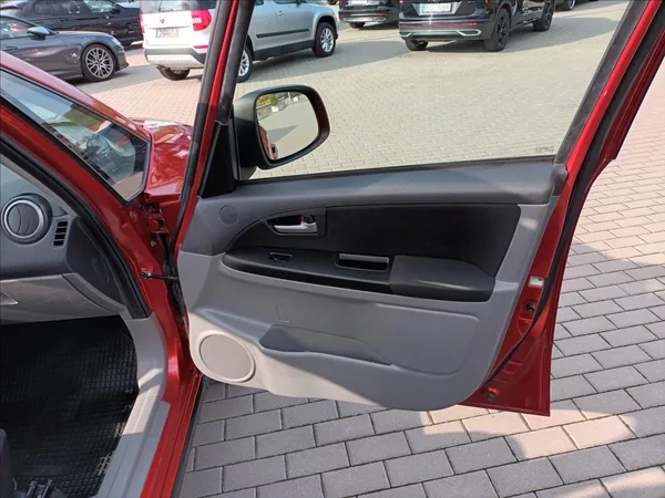 Suzuki SX4 1,6 VVT,88KW,4X4,KLIMA,VÝHŘEV - foto 23