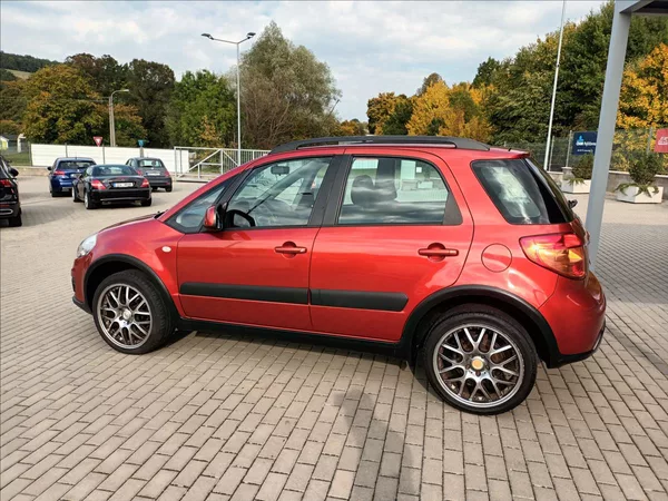 Suzuki SX4 1,6 VVT,88KW,4X4,KLIMA,VÝHŘEV - foto 8