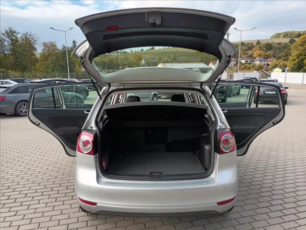 Volkswagen Golf Plus 1,6 MPI,75KW,SERVIS, - foto 17