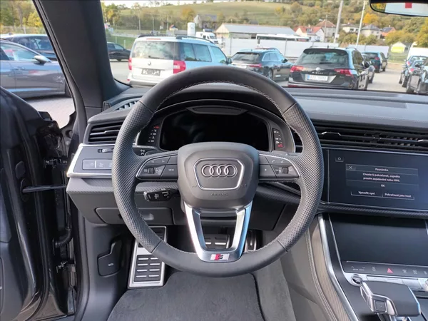 Audi Q8 3,0 TDI,210KW,S-line,ČR 1MAJ, - foto 12