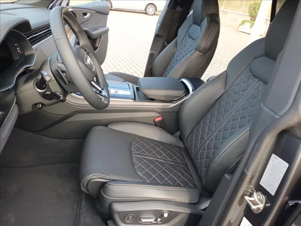 Audi Q8 3,0 TDI,210KW,S-line,ČR 1MAJ, - foto 13