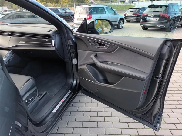 Audi Q8 3,0 TDI,210KW,S-line,ČR 1MAJ, - foto 24