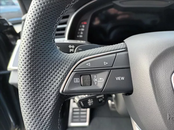 Audi Q8 3,0 TDI,210KW,S-line,ČR 1MAJ, - foto 28
