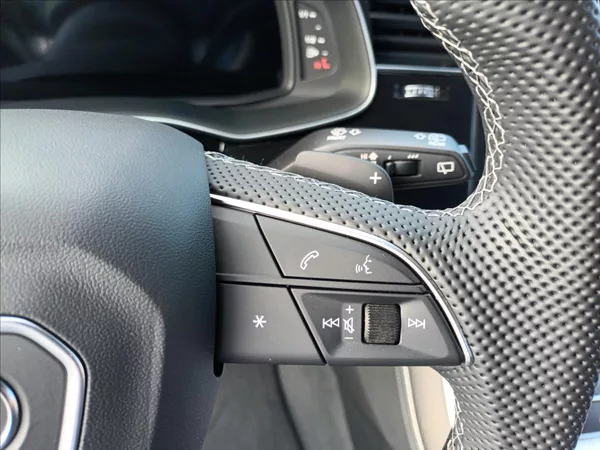 Audi Q8 3,0 TDI,210KW,S-line,ČR 1MAJ, - foto 29