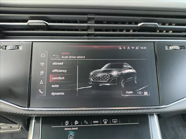 Audi Q8 3,0 TDI,210KW,S-line,ČR 1MAJ, - foto 37
