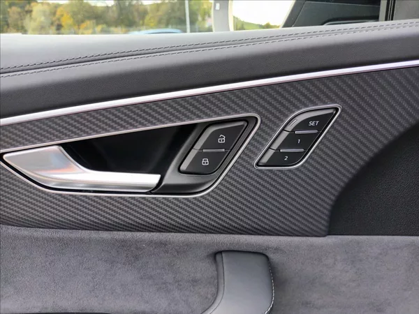 Audi Q8 3,0 TDI,210KW,S-line,ČR 1MAJ, - foto 45
