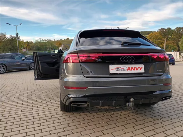 Audi Q8 3,0 TDI,210KW,S-line,ČR 1MAJ, - foto 47