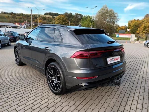 Audi Q8 3,0 TDI,210KW,S-line,ČR 1MAJ, - foto 7