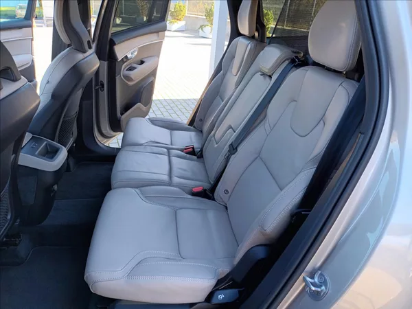 Volvo XC90 2,0 B5,BRIGHT PLUS,ČR,POLESTAR - foto 16