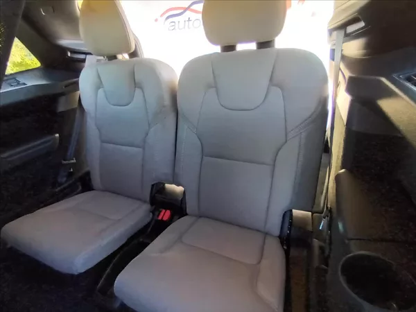 Volvo XC90 2,0 B5,BRIGHT PLUS,ČR,POLESTAR - foto 37