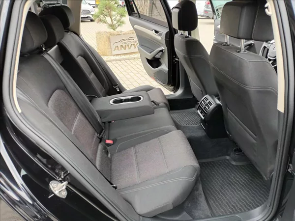 Volkswagen Passat 2,0 TDI,110KW,RADAR,LED, - foto 20