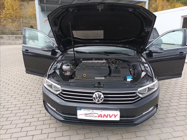 Volkswagen Passat 2,0 TDI,110KW,RADAR,LED, - foto 25