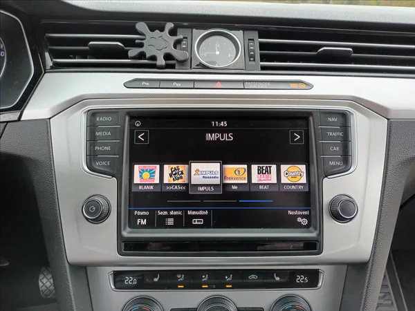 Volkswagen Passat 2,0 TDI,110KW,RADAR,LED, - foto 31