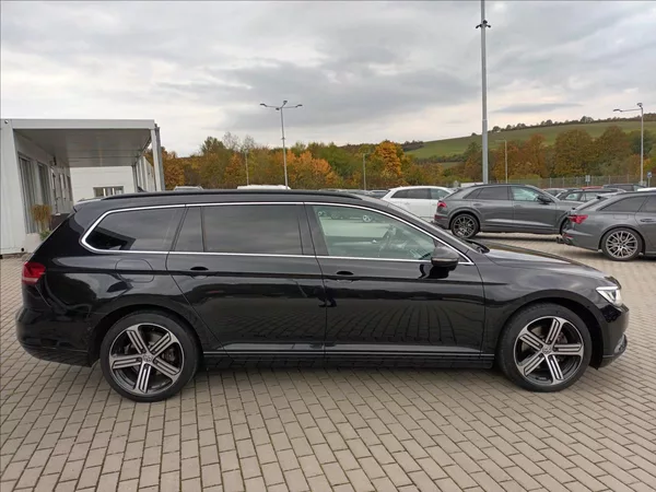 Volkswagen Passat 2,0 TDI,110KW,RADAR,LED, - foto 4