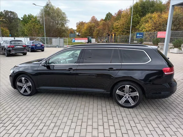 Volkswagen Passat 2,0 TDI,110KW,RADAR,LED, - foto 8