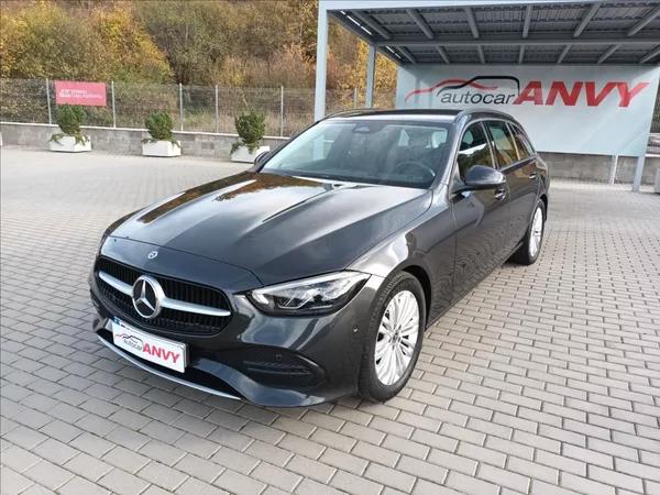 Mercedes-Benz Třídy C 2,0 220d,147kW,ČR,NAVI,360,