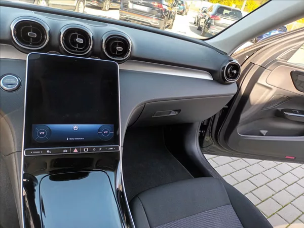 Mercedes-Benz Třídy C 2,0 220d,147kW,ČR,NAVI,360, - foto 13