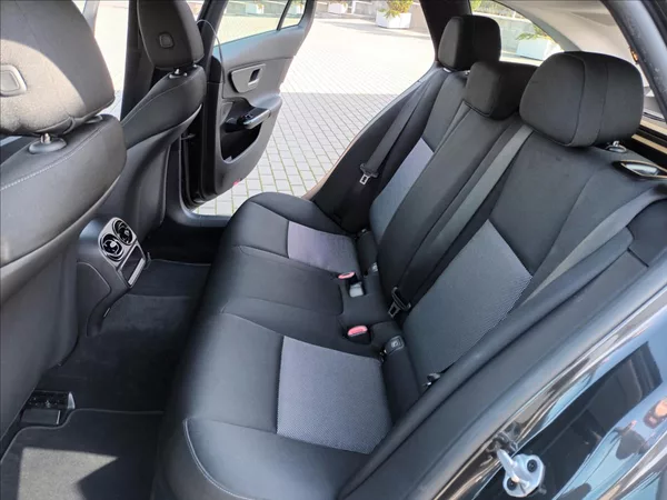 Mercedes-Benz Třídy C 2,0 220d,147kW,ČR,NAVI,360, - foto 16