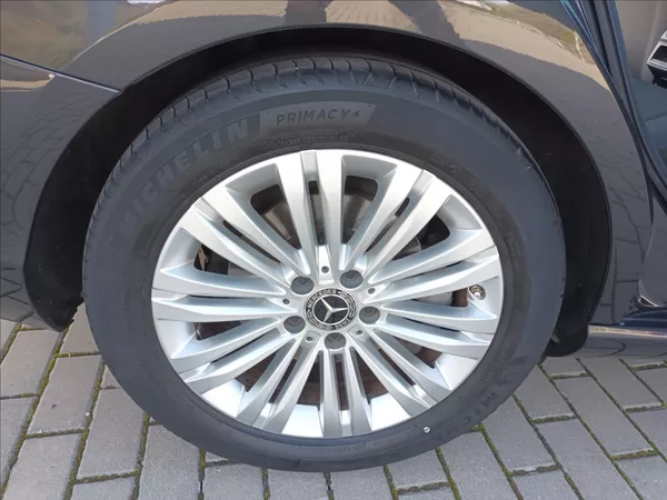 Mercedes-Benz Třídy C 2,0 220d,147kW,ČR,NAVI,360, - foto 23