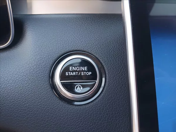 Mercedes-Benz Třídy C 2,0 220d,147kW,ČR,NAVI,360, - foto 34