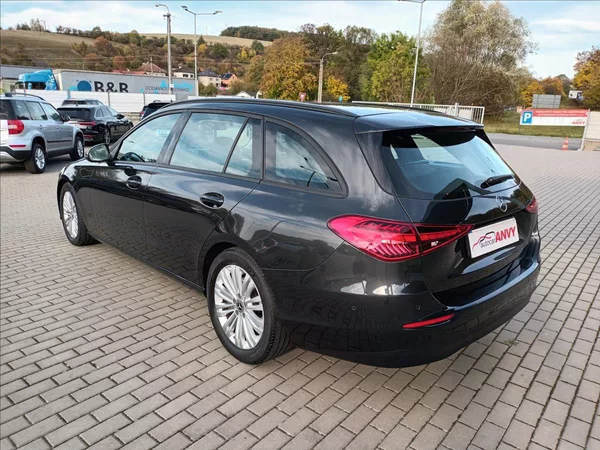Mercedes-Benz Třídy C 2,0 220d,147kW,ČR,NAVI,360, - foto 7