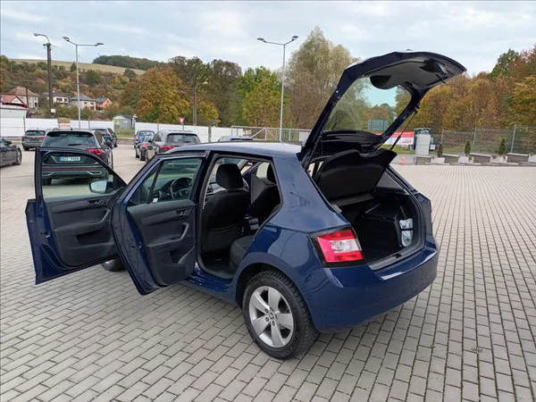 Škoda Fabia 1,0 TSI,81KW,DIGIKLIMA,TEMPOMA - foto 10