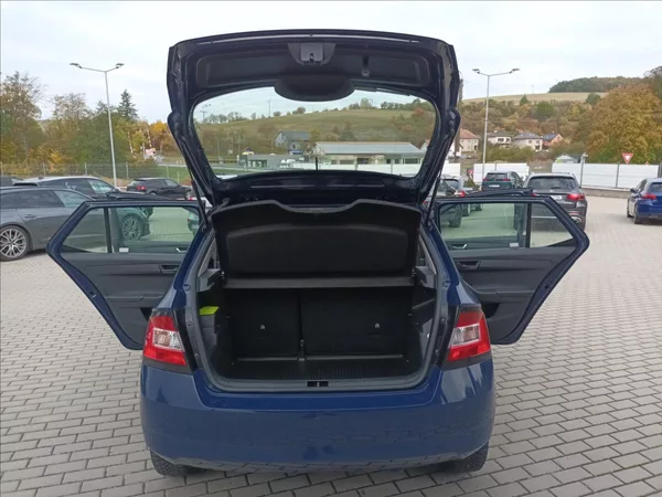 Škoda Fabia 1,0 TSI,81KW,DIGIKLIMA,TEMPOMA - foto 17