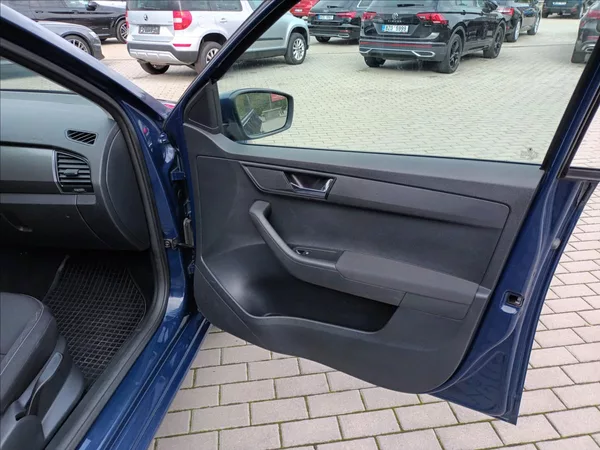 Škoda Fabia 1,0 TSI,81KW,DIGIKLIMA,TEMPOMA - foto 21