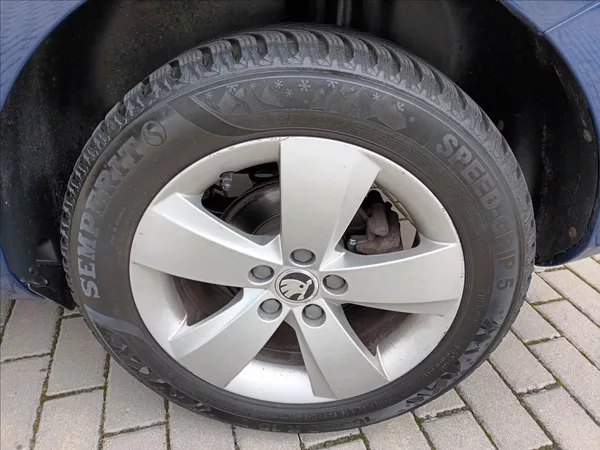 Škoda Fabia 1,0 TSI,81KW,DIGIKLIMA,TEMPOMA - foto 23