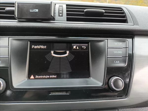 Škoda Fabia 1,0 TSI,81KW,DIGIKLIMA,TEMPOMA - foto 32
