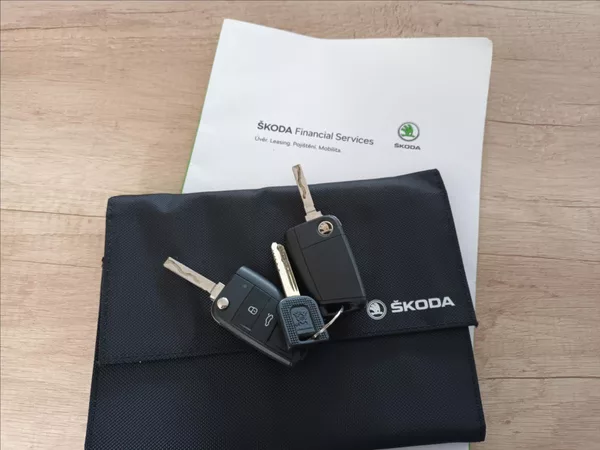 Škoda Fabia 1,0 TSI,81KW,DIGIKLIMA,TEMPOMA - foto 34